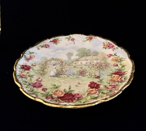 Royal Albert A Celebration of the Old Country Roses Garden Bone China Plate 1986 - Picture 3 of 5