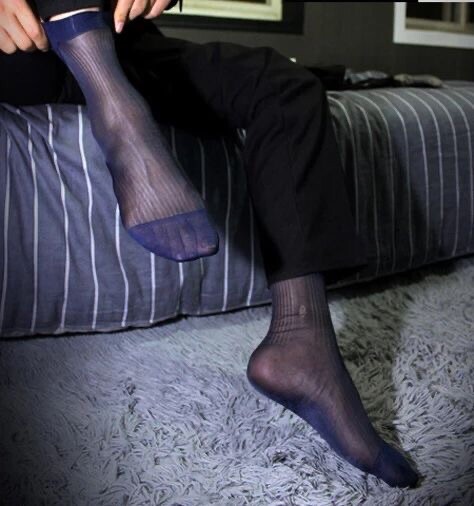 Paire De Fixe-chaussettes (jarretelles) NEOFAN + 2 Paires De Chaussettes CHO7 - Taille 39-42 - Bleu Marine à Côtes