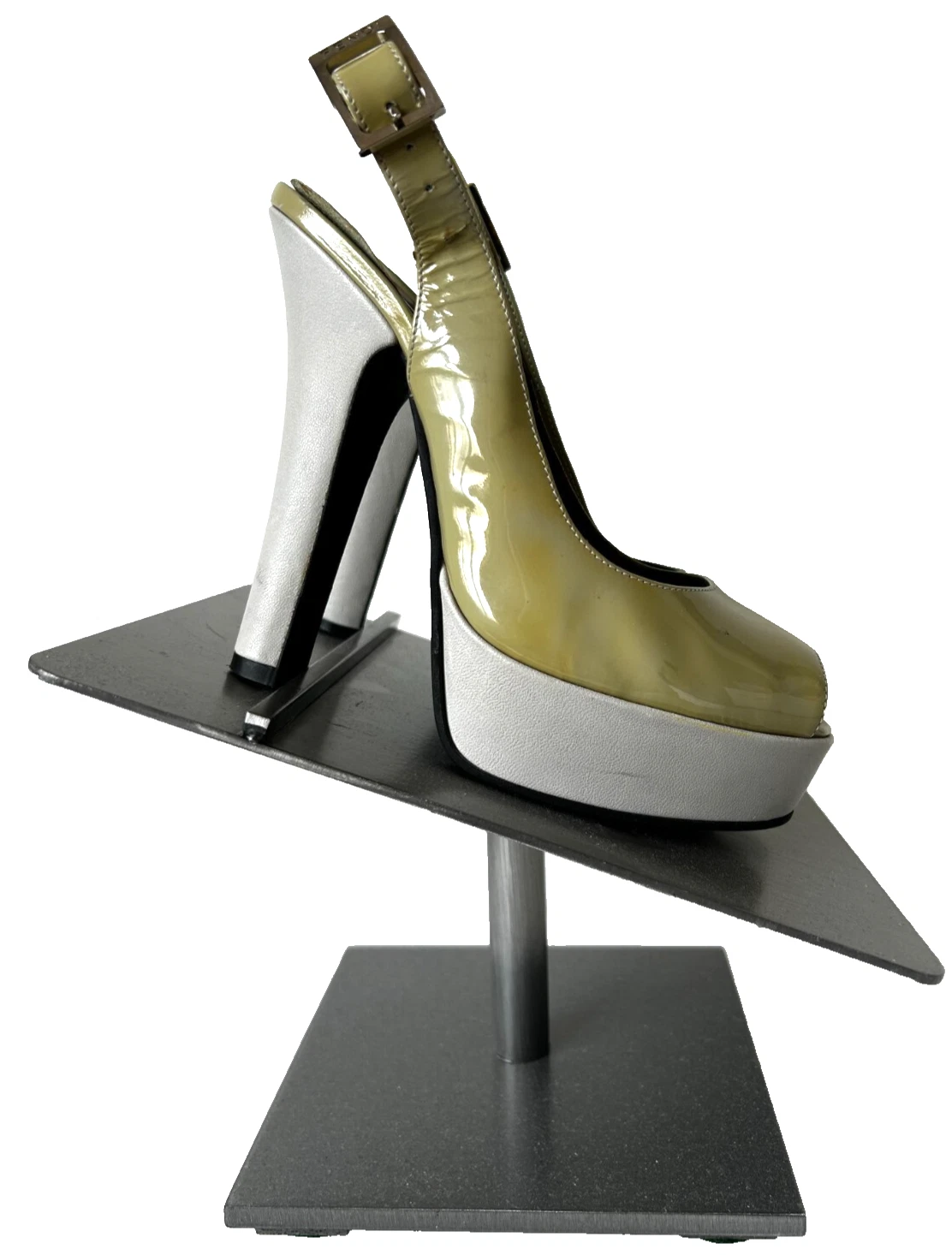 Sandalo FENDI vernice lacca plateau punta aperta tacco grigio avacado taglia 6