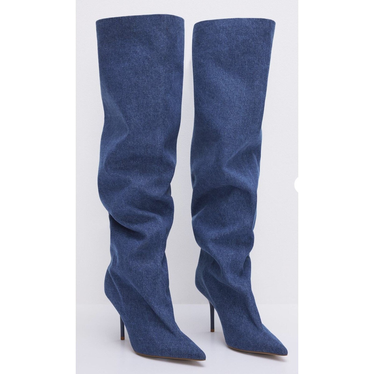 NWT Good American SLOUCHY BOOT BLUE DENIM size