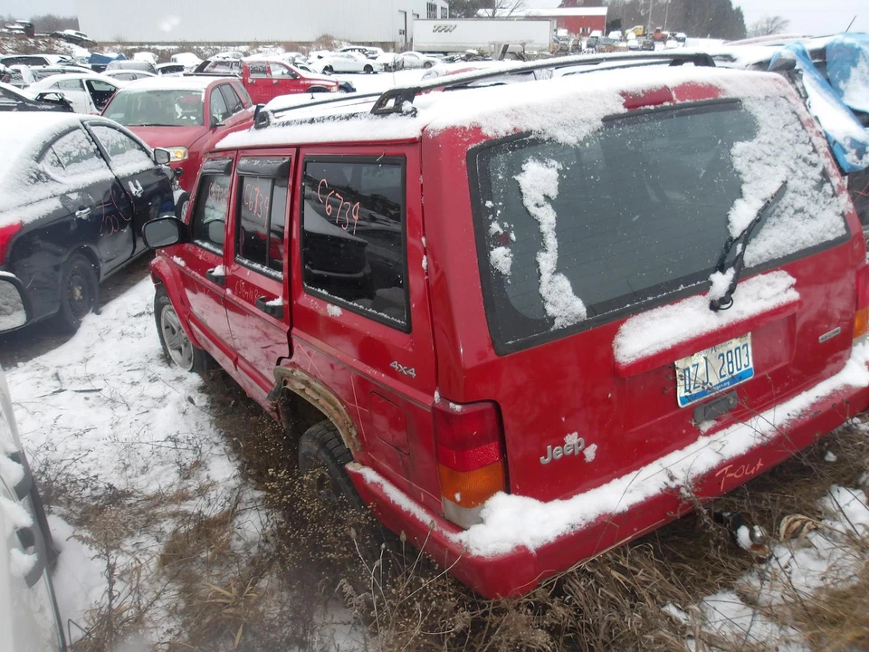 Used Transmission Control Module fits: 2000 Jeep Cherokee Transmission below cen - Image 3 of 4