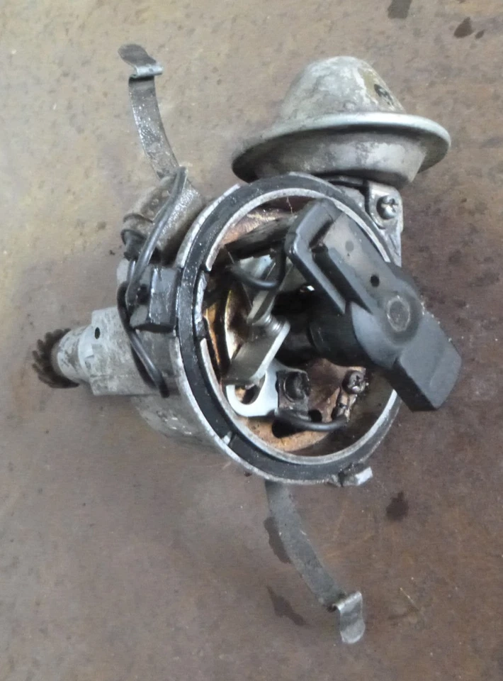 Distribuidor Mazda 323 FA4 1979 Foto 4 de 4