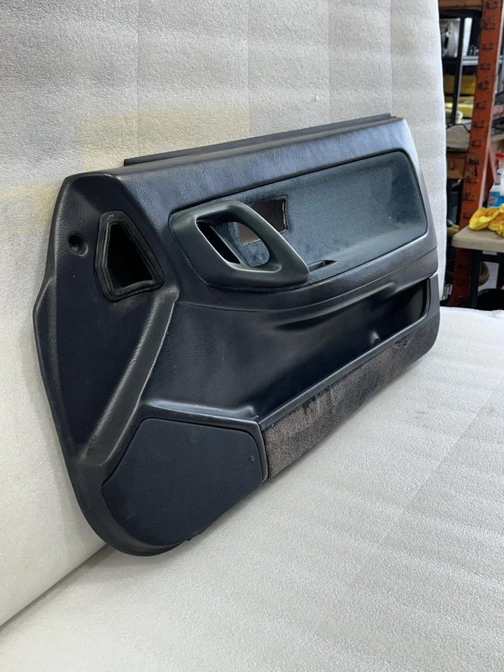 1990 1991 1992 1993 ACURA INTEGRA HATCHBACK PASSENGER DOOR TRIM PANEL BLUE POWER - Image 2 of 4