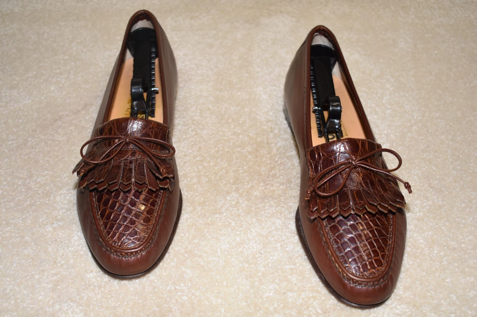 Ferragamo — GORGEOUS SALVATORE FERRAGAMO "GENUINE CROCODILE" ITALY MADE LOAFERS 10 B $2595