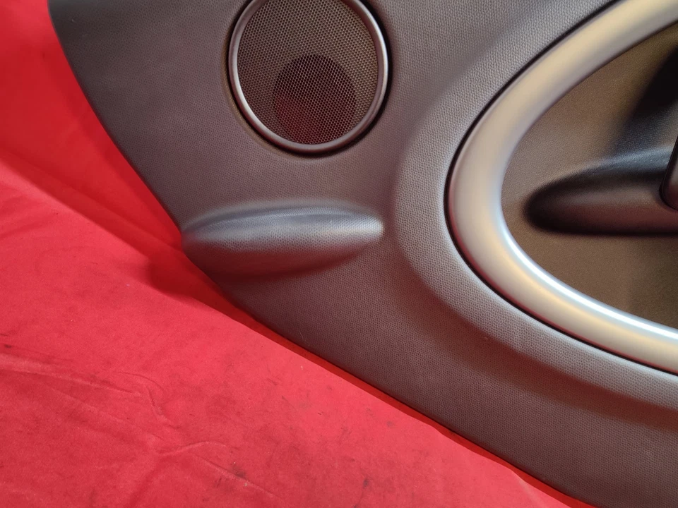 2011-2016 MINI COOPER COUNTRYMAN PAINEL TRASEIRO ESQUERDO PORTA MOTORISTA PRETO - Imagem 4 de 4