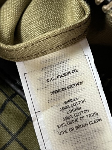 FILSON OIL FINISH TIN CLOTH DUFFLE FLYWAY GREEN MEDIUM SIZE NWT - Picture 24 of 24
