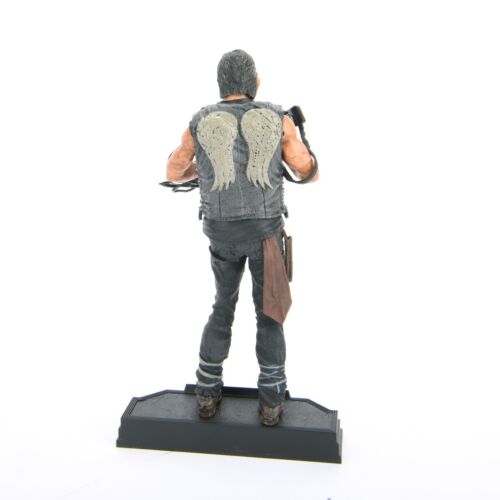 AMC TV Serie The Walking Dead Daryl Dixon mit Armbrust 7" Actionfigur Spielzeug NEU - Bild 10 von 12