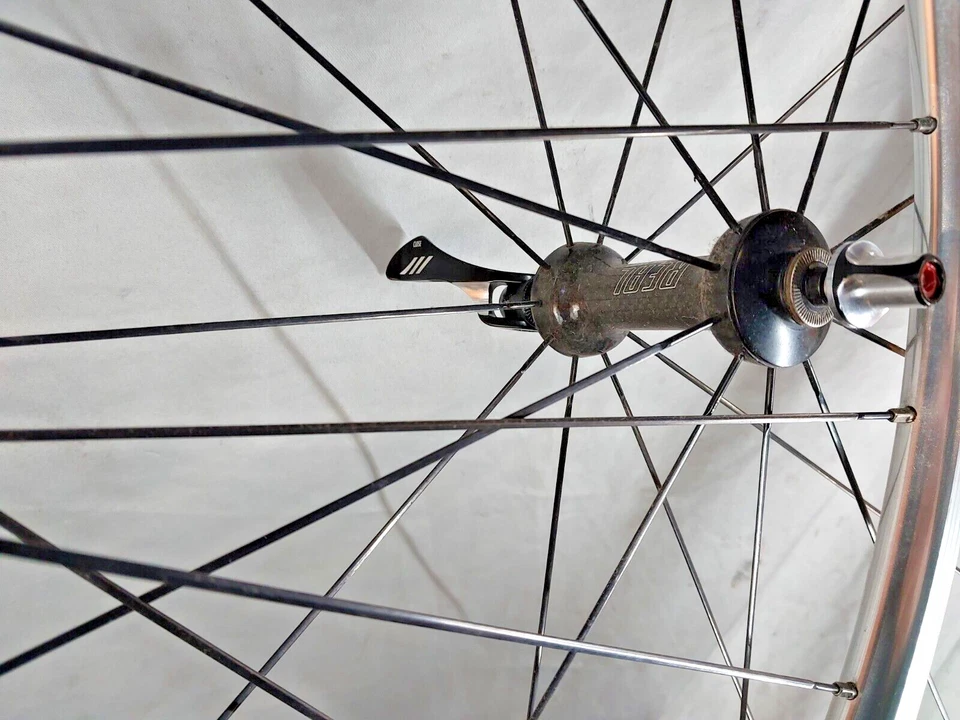 Juego de ruedas de bicicleta de carretera de carreras Real Design Velocity Aero Heat 700c 130/100 envíos EE. UU. Foto 4 de 4