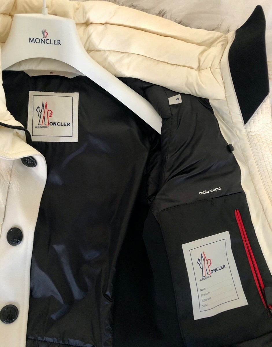 Women's Moncler Coat ( Women's Moncler Coat (