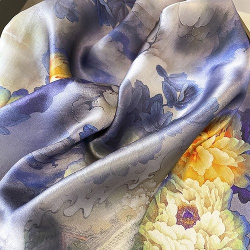 100% Mulberry Silk 26" Square Scarf Women Neckerchief Wrap Bandana Purple Flower - Picture 3 of 6