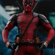 Hot Toys Deadpool MMS490 Deadpool 2 1/6 Action Figure New in Stock