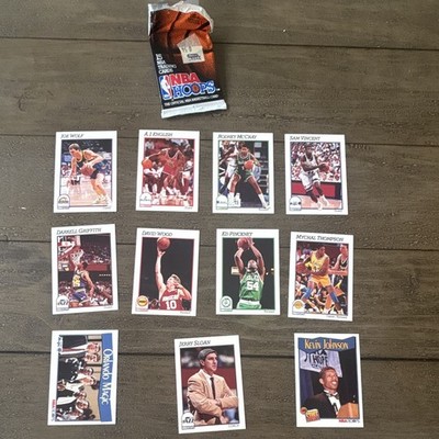 Hoops 1989-90 NBA Basketball Trading Card Lot 15 Cards w/ Wrapper