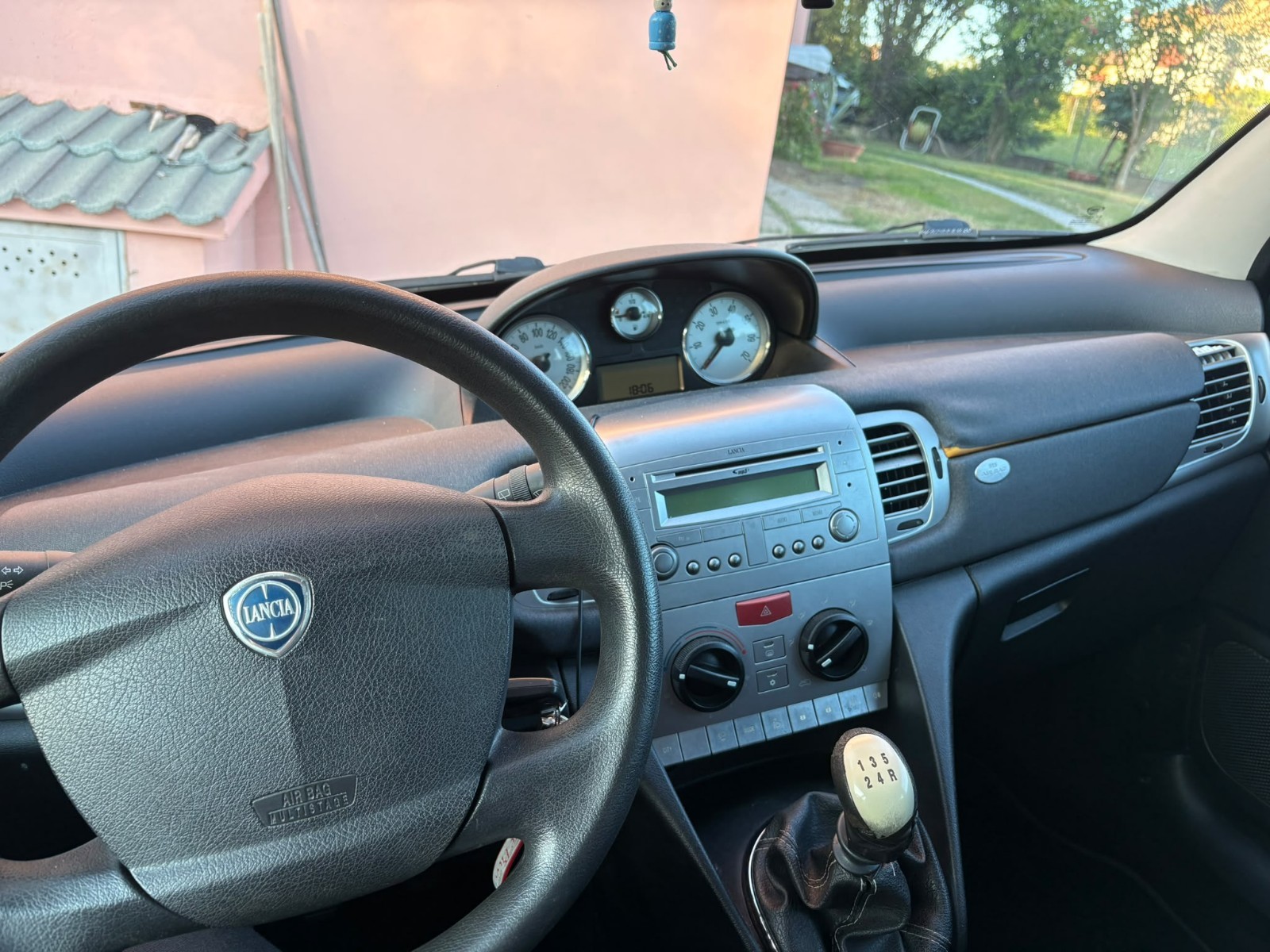π Lancia Y 1.2 8V β 60 CV β 3 porte β 170.000 km foto 2