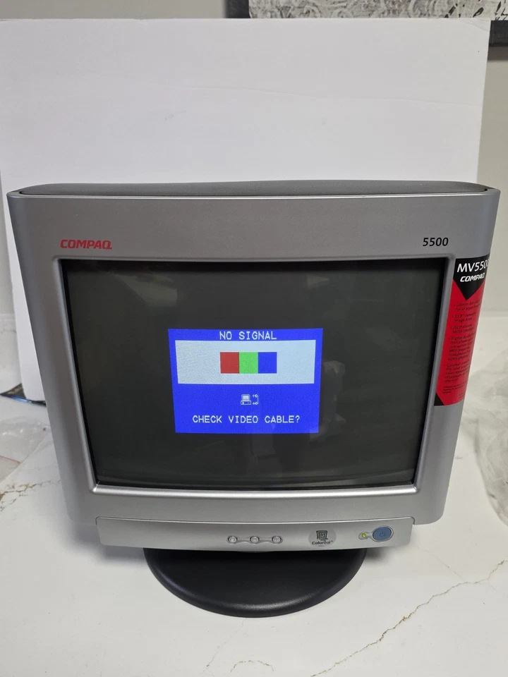 Vintage 2002 Compaq MV5500 CRT Monitor 15" Swivel Base JBL Speakers New In Box - Image 2 of 4
