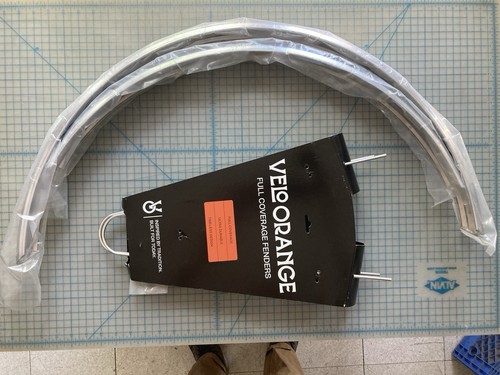 Velo Orange Zeppelin 700c Aluminum Fenders, 52mm wide Silver (barely used)