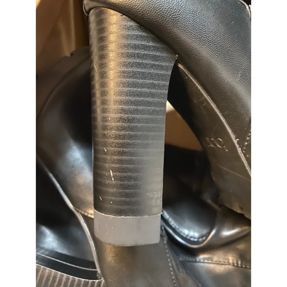 Bar III 女式 Giana 靴子黑色 8.5 M 码全新无标签 — 第 2/3 张图片