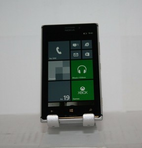 Nokia Lumia 925 16gb White T Mobile Smartphone Clean Esn
