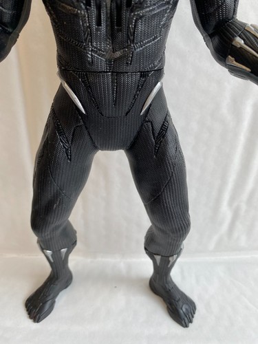 12" HASBRO MARVEL BLACK PANTHER TITAN HERO SERIES ACTION FIGURE SLASH & STRIKE - Picture 4 of 6
