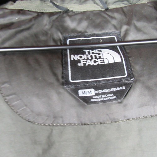 The North Face Jacket 550 Puffer Womens Size Medium Black Goose Down Fur Hooded - Picture 12 of 19
