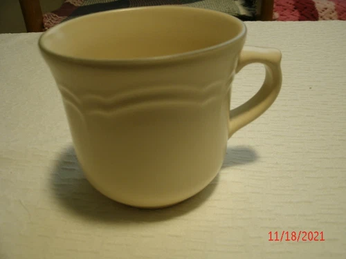 Vintage PFALTZGRAFF Remembrance Coffee Mug Beige With Blue Rim Scalloped Design