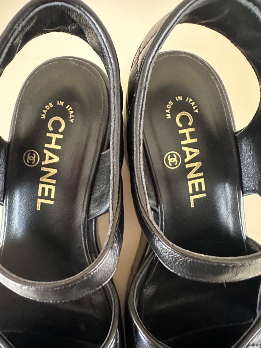 Chanel Wedge Platform Leather Sandal Size 38 Perfect Chanel Wedge Platform Leather Sandal Size 38 Perfect