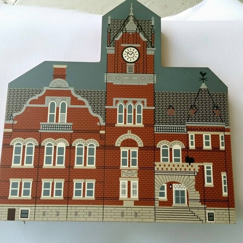 Vintage Cat's Meow Tucker County WV Court House The Cat's Meow 1998