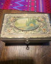 Artstyle Chocolates Co. Tin Keepsake Box USA Boston St. Louis 1920’s Vintage