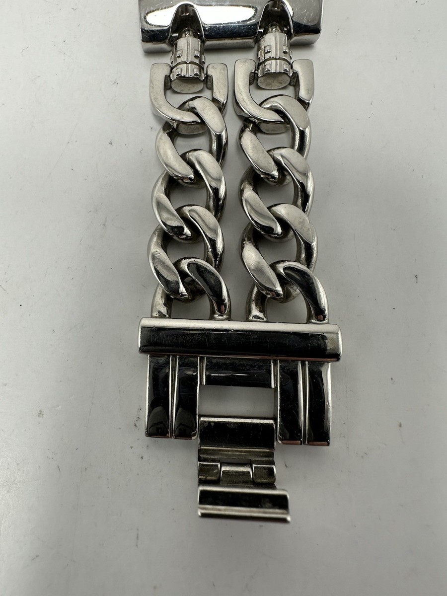 GUESS Watch Womens Silver-tone Double Chain Bracelet 37x29mm