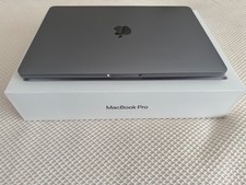 Apple MacBook Pro 13“ M1  512GB SSD 16GB Ram 2020 Space Grau