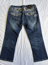 Miss Me Capri Jeans Size 27 Blue Denim Distressed Embellished JE6063P6