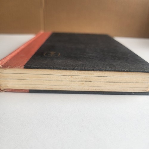 Russell T. Hitt - Cannibal Valley - Missionary True Story Hardcover - Picture 3 of 12
