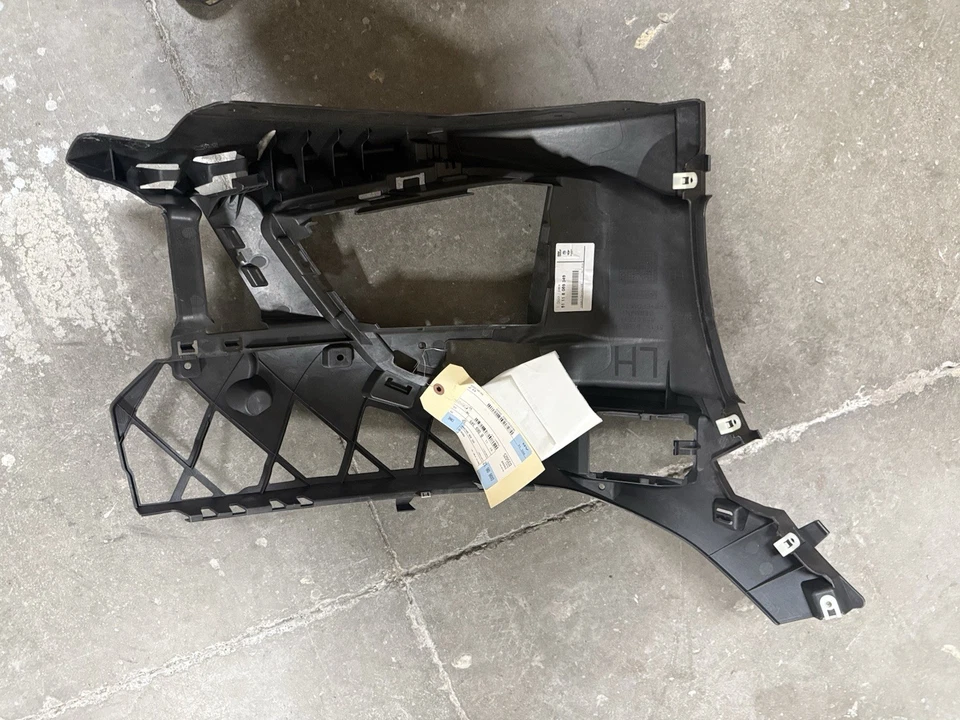 SOPORTE PARACHOQUES DELANTERO IZQUIERDO BMW 3 G20 NUEVO 51118069349 8069349 2019 ORIGINAL Foto 2 de 3