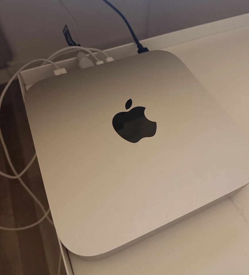 Apple Mac mini (256GB SSD, M1, 8GB) Argento - MGNR3T/A - Immagine 3 di 3