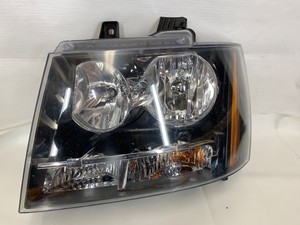 Chevrolet avalanche headlight