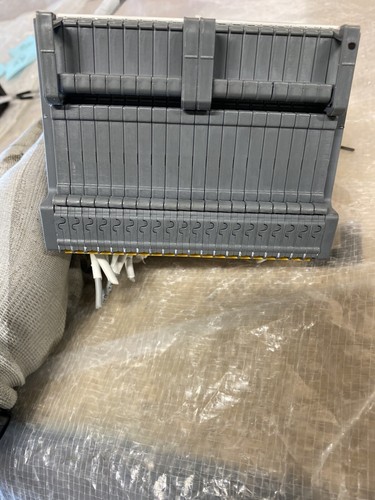 NEW ABB TERMINAL BLOCK BOM-16/SS/TSL-PI 1SNA631081R1500 shly - Picture 10 of 11