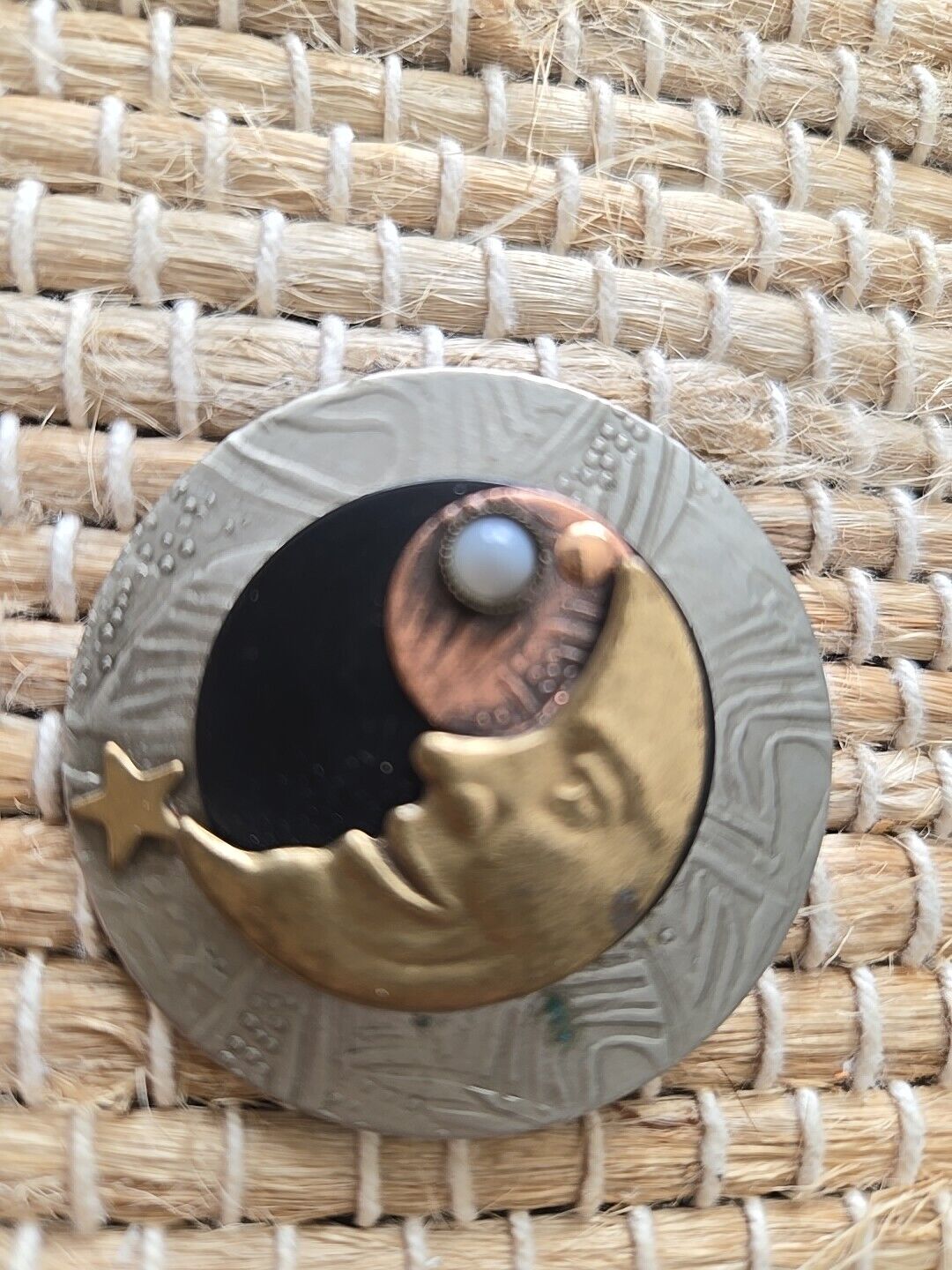 Picture 4 of 5