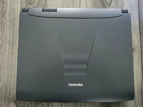 Toshiba Satellite 4100 XCDT Pentium II Laptop Vintage Retro - Picture 6 of 11