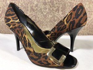 unisa peep toe shoes