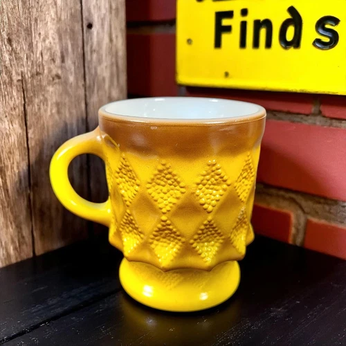 Vintage Anchor Hocking Fire King Kimberly Brown & Gold Diamond Point Mug