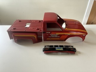 Vintage Tamiya Toyota Hilux body/grille