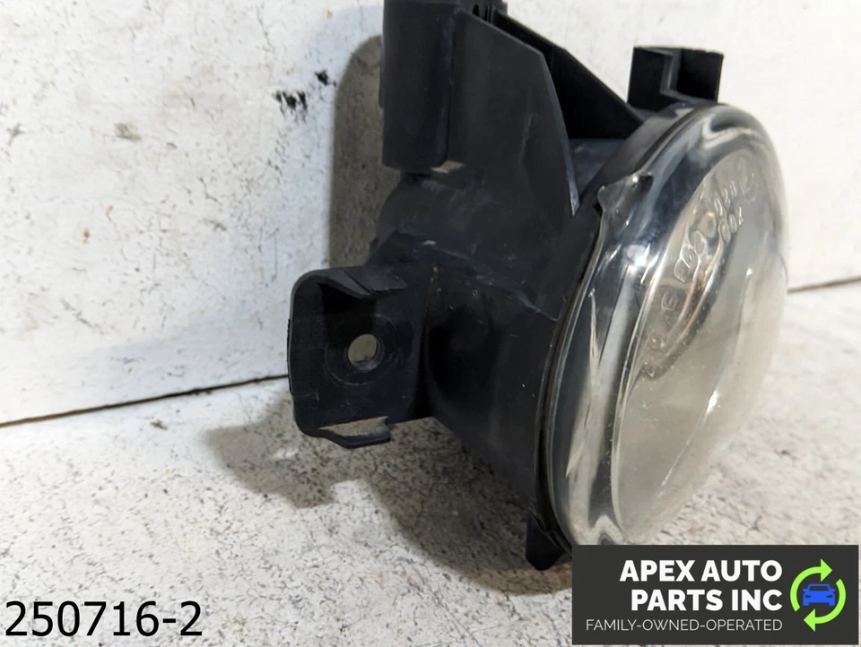 Faro antiniebla izquierdo del lado del conductor OEM BMW X3 2007-2010 3,0 L en parachoques Foto 3 de 4