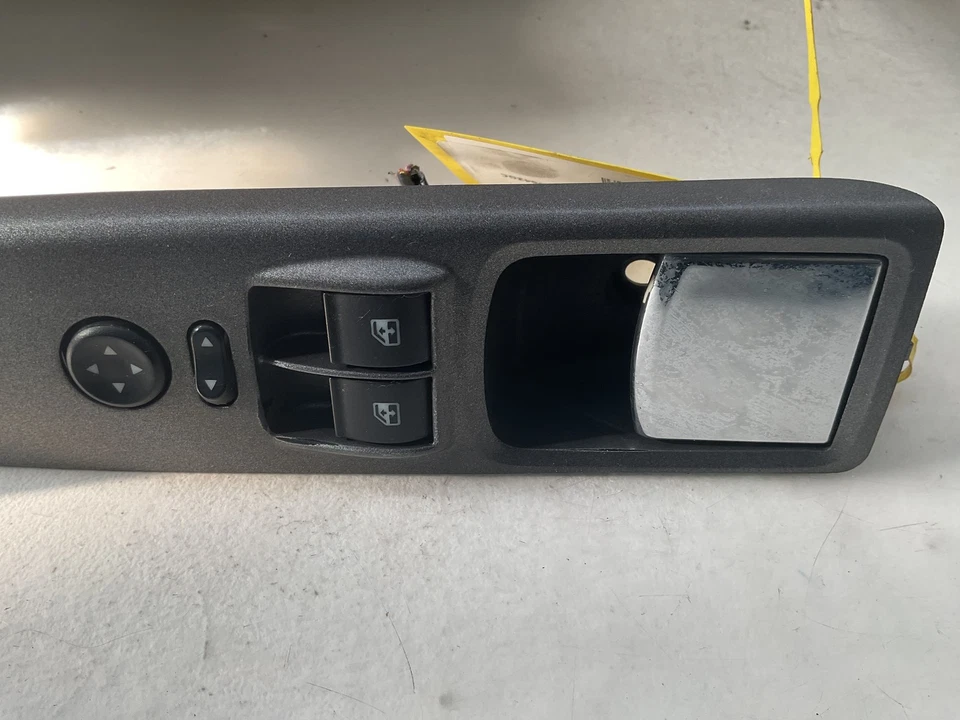 PULSANTIERA ANTERIORE SINISTRA PER LANCIA Musa 2° Serie 735453196 (07>) - Immagine 4 di 4