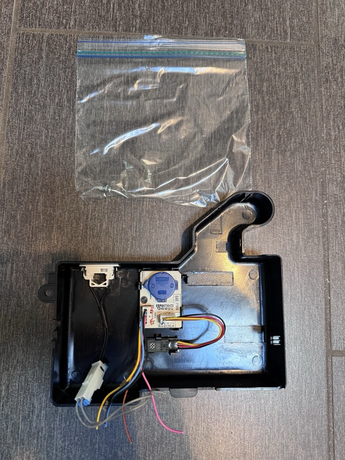 EBR64730423 OEM LG Refrigerator Smart Buzzer and Door Hinge Cover MCK68412501