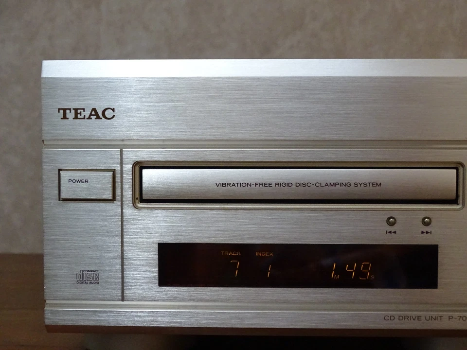 TEAC ESOTERIC P-700 CD-Laufwerk CD Player Neuwertig/ SERVICED NEW LASER VRDS - Bild 2 von 4