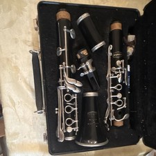 Bundy Resonite Bb Soprano Clarinet Boehm System Plastic with Case