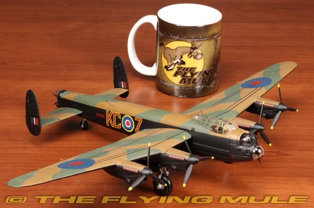 Corgi 1:72 Lancaster B.Mk III RAF No.617 (Dambusters) Sqn Honor - Image 4 of 4