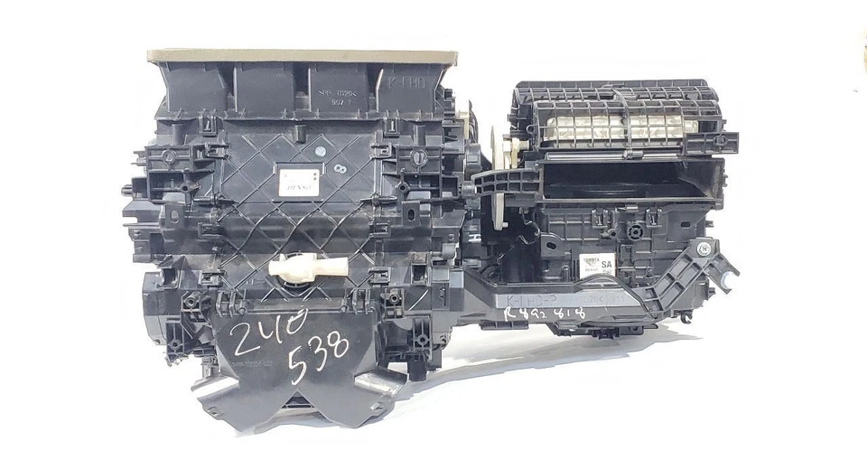 2018 2024 Toyota Camry SE OEM 2.5 Complete Housing AC Evaporator - Image 4 of 4