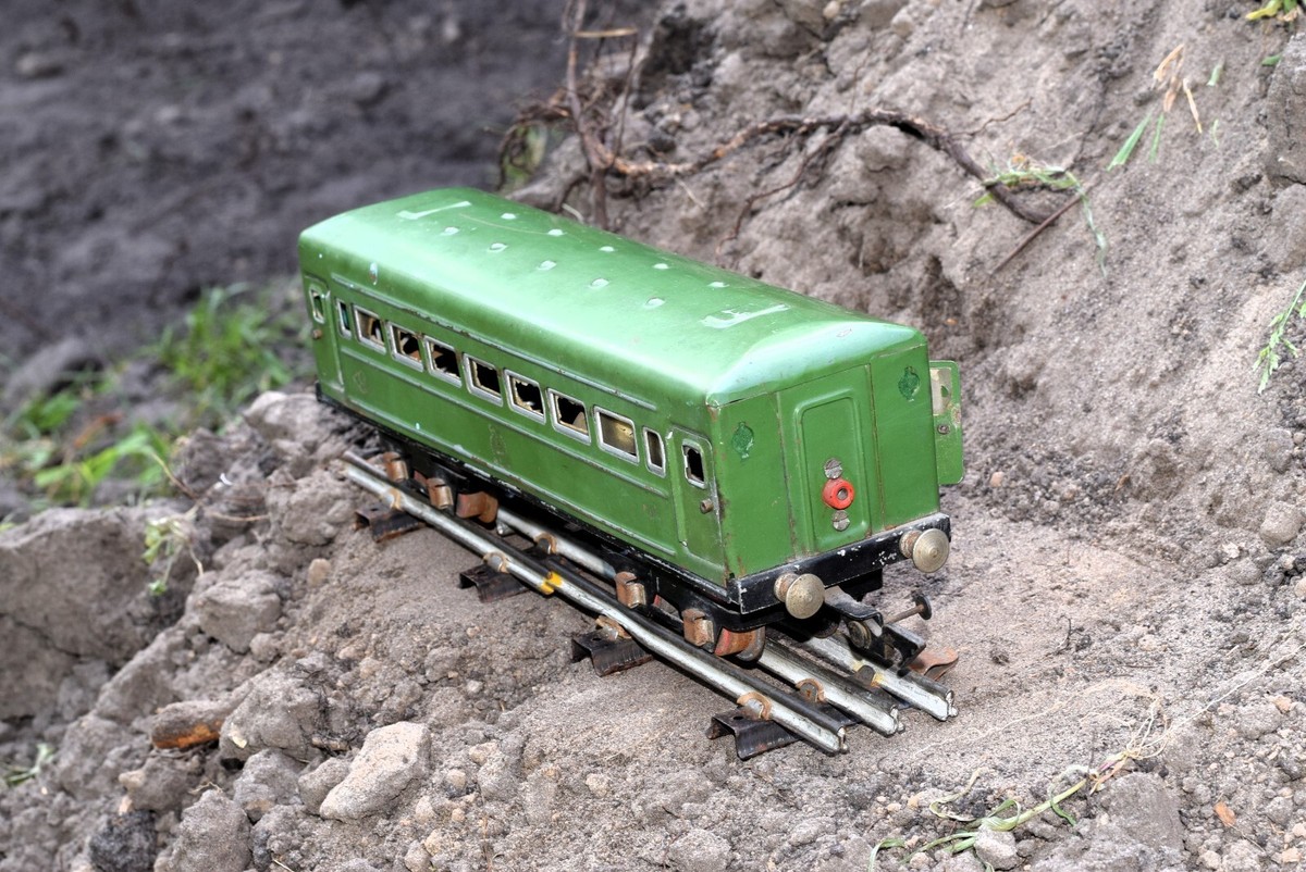 Vintage Soviet russian toy MOSKABEL TRAIN RAILWAY RAILROAD model