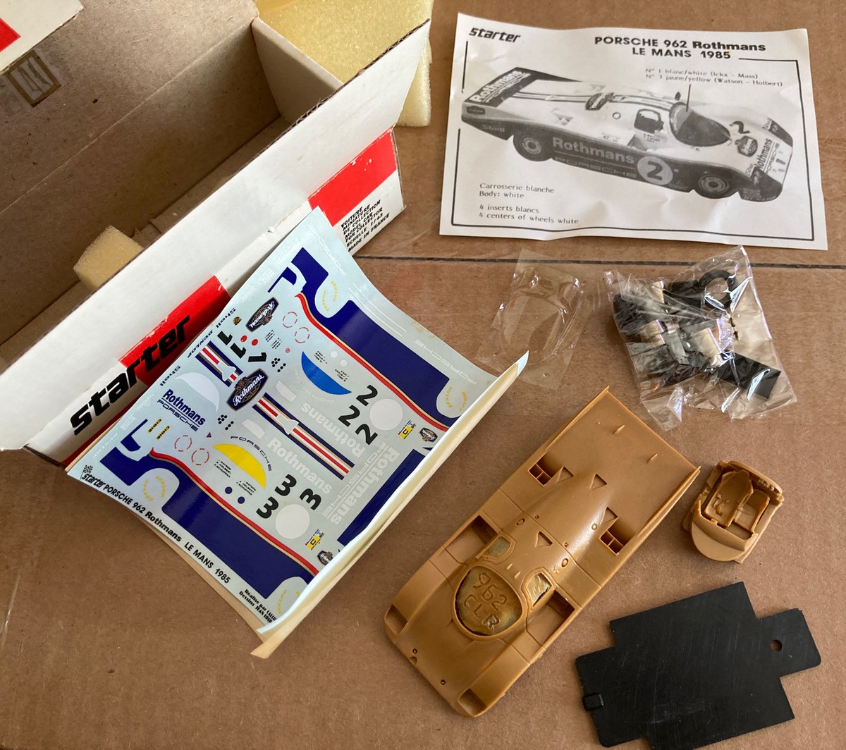 ANCIENNE PORSCHE 962 Rothmans Le Mans 1987 1/43 EUR 30,51 - FR