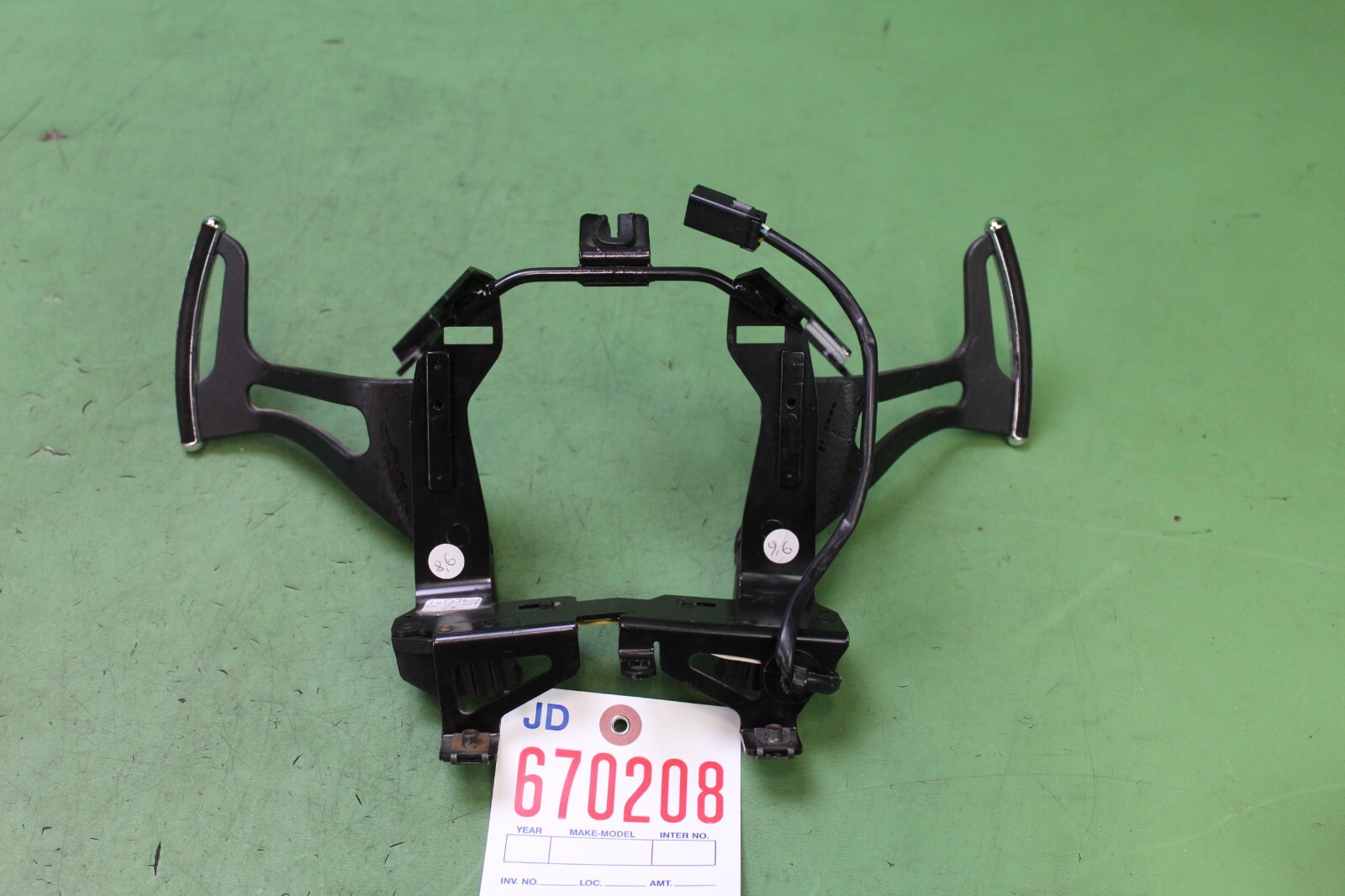 04-08 MASERATI QUATTROPORTE STEERING WHEEL PEDDLE SHIFTERS ASSEMBLY OEM